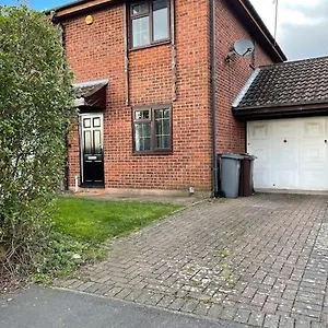 Lakeside View 2 Bedroom House Birmingham