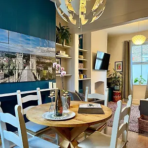 Comfy Within Wall, 10 Mins Walk To Centre, Attractions & Railway Station , York United Kingdom